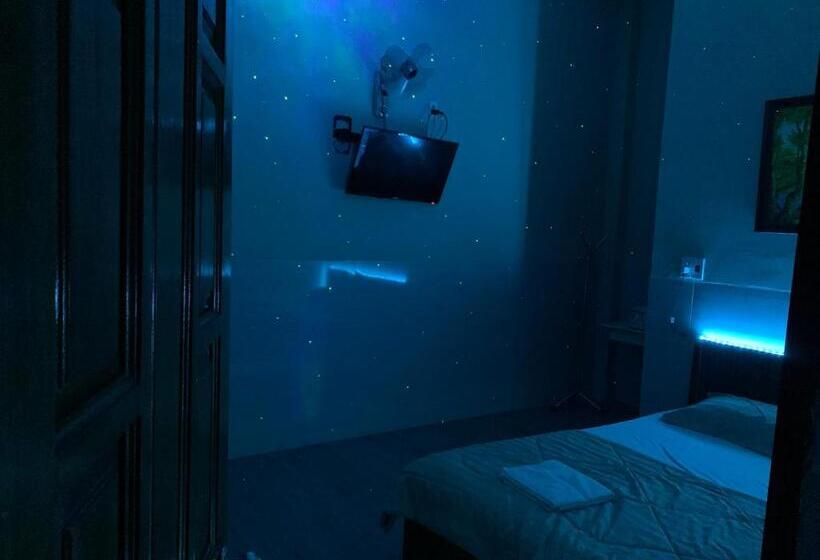 هتل Khách Sạn Minion 2