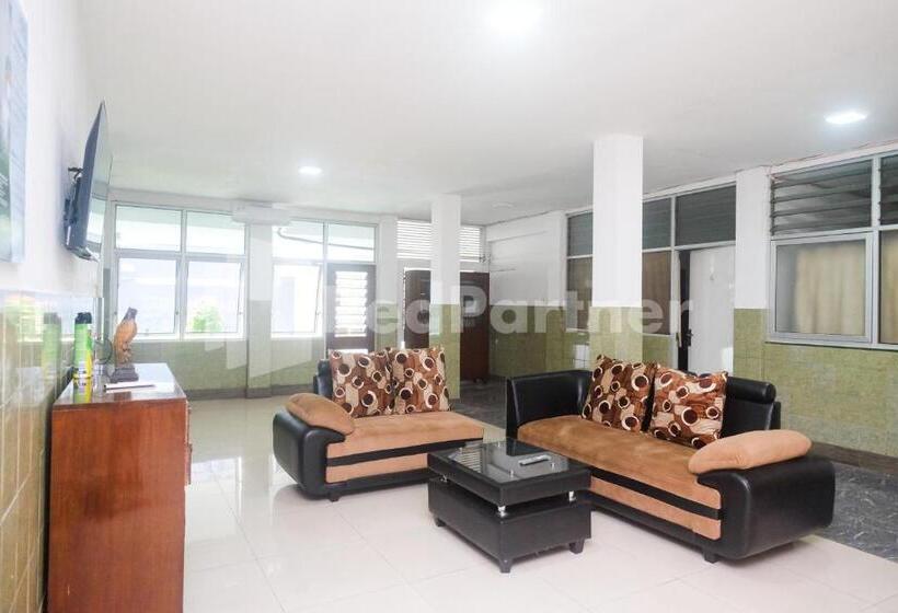 Отель Kostel Satu Semarang Redpartner