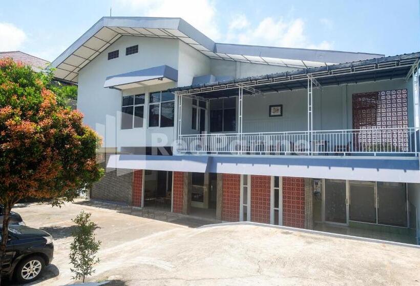 Отель Kostel Satu Semarang Redpartner