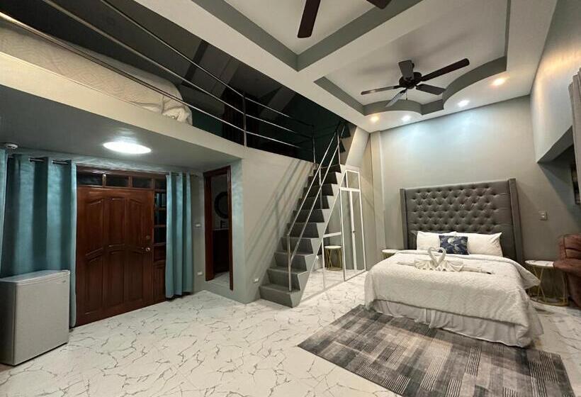 בית מלון כפרי Lawson’s Beach Resort