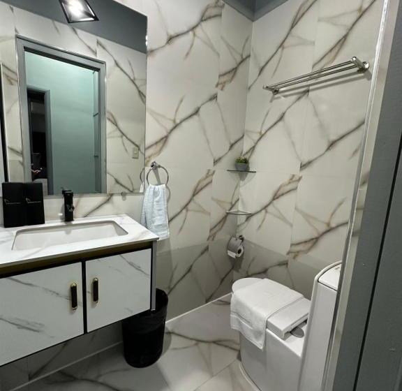 בית מלון כפרי Lawson’s Beach Resort