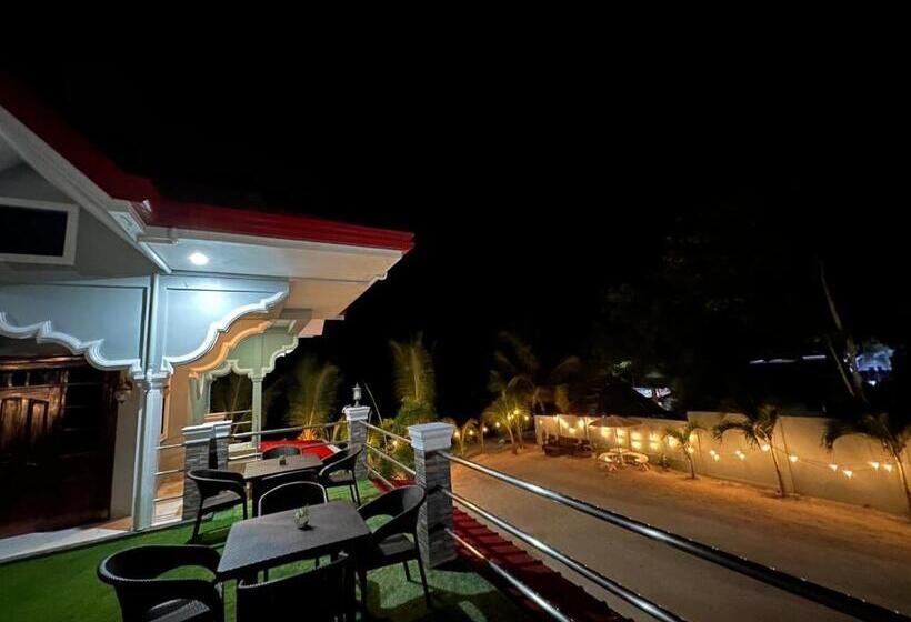 בית מלון כפרי Lawson’s Beach Resort