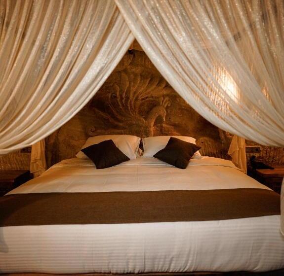 בית מלון כפרי Lost City Cappadocia