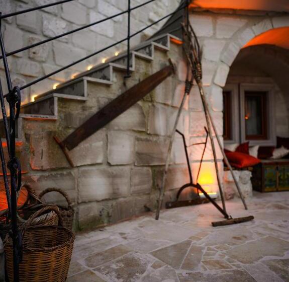 בית מלון כפרי Lost City Cappadocia