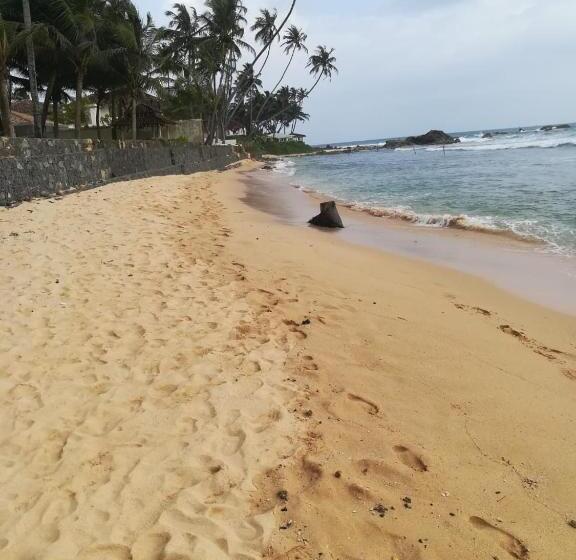 בית מלון כפרי Niro Villa