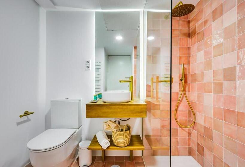 هتل Palacio De Bobadilla Suites