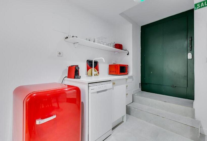 هتل Palacio De Bobadilla Suites