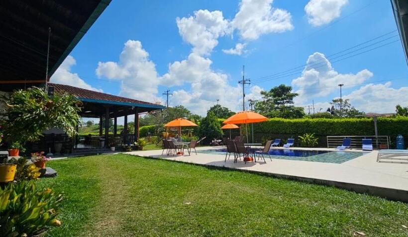 Отель Puente Iglesia