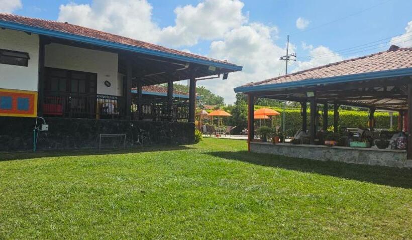 هتل Puente Iglesia