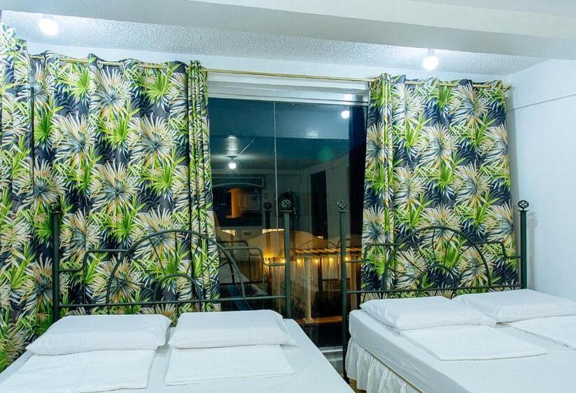 호텔 Reddoorz @ Yahweh Spring Retreat & Resort Laguna