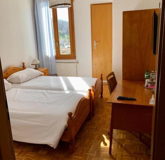 בית מלון כפרי Ristorante Bar Pensione Novaggio