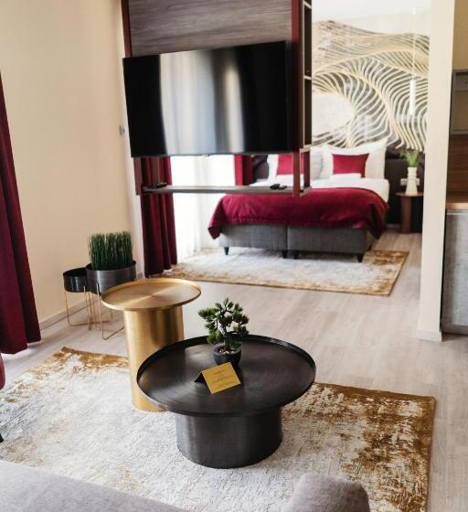 Отель Riva Boutique