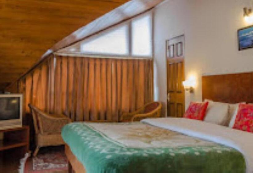 Отель Shangri La Regency Darjeeling