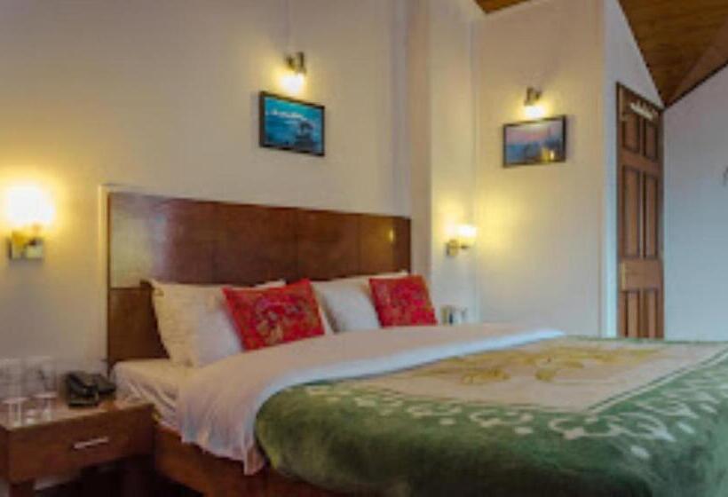 Отель Shangri La Regency Darjeeling