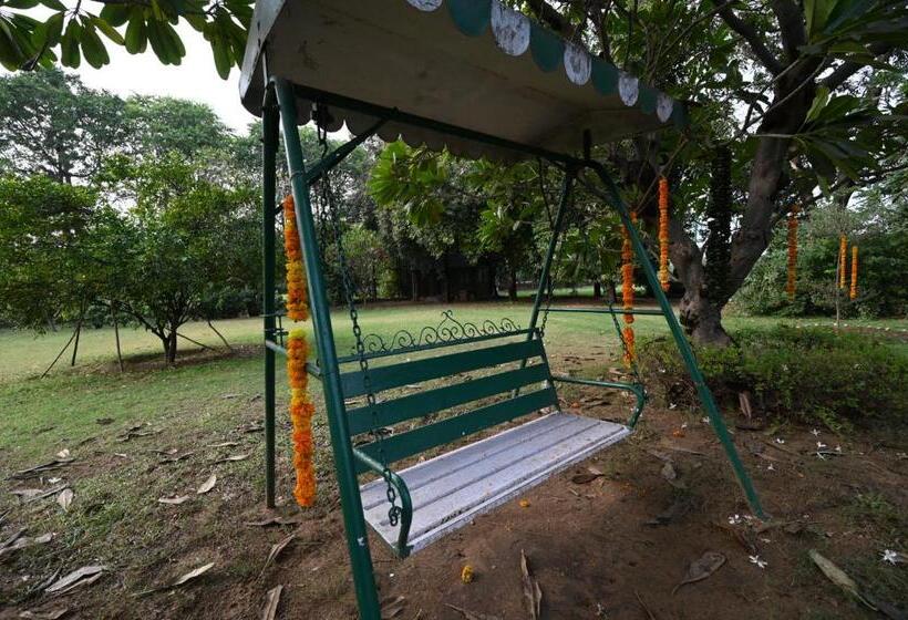 בית מלון כפרי Tenpy Tiny Enchanting Tintin At Sheilma Farm, Ncr