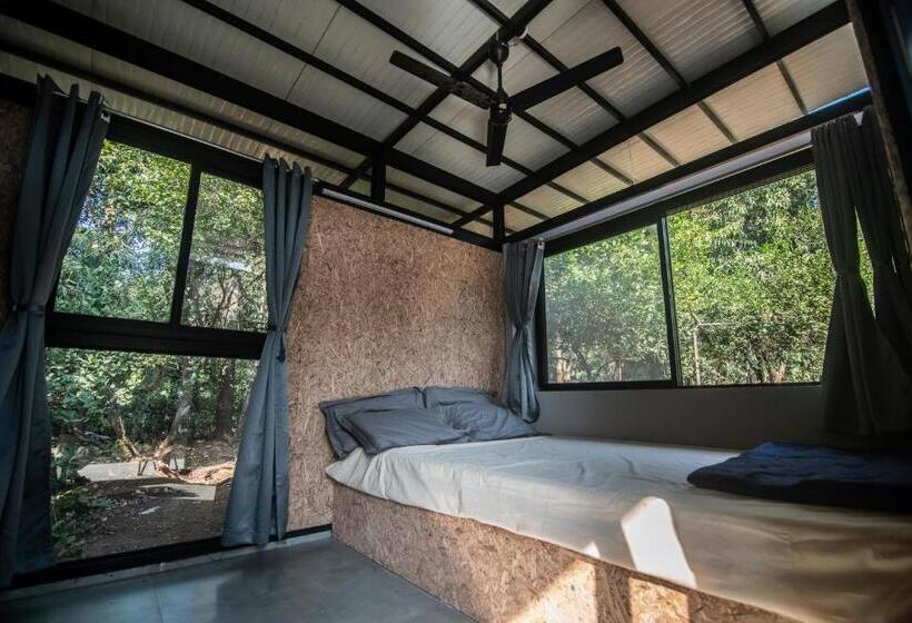 Hotel Tenpy Tiny Snug Obelix At The Homested, Neral