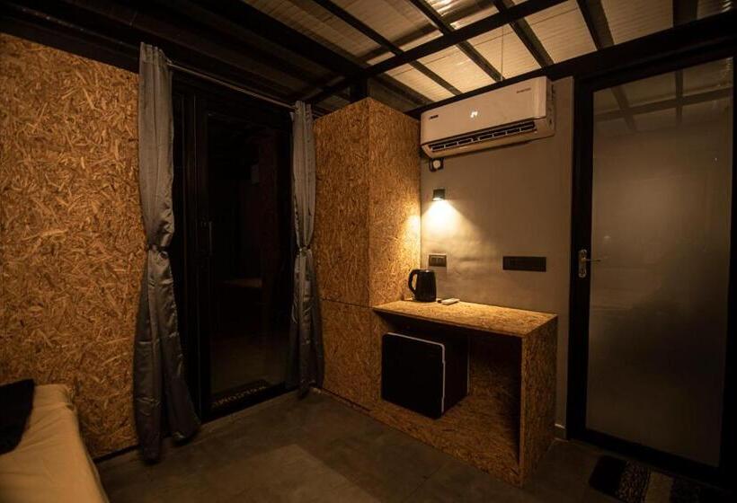 Hotel Tenpy Tiny Snug Obelix At The Homested, Neral