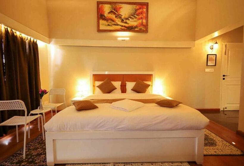 فندق The Crosswoods Three