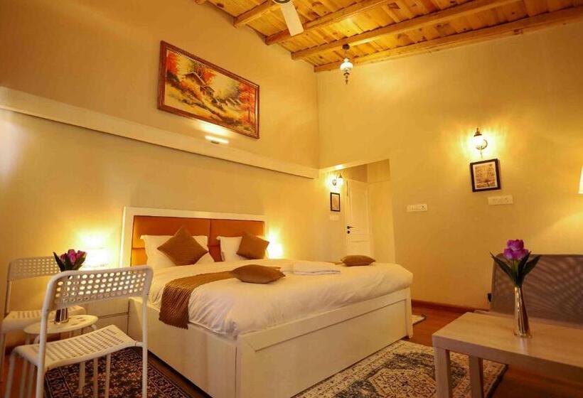 فندق The Crosswoods Three