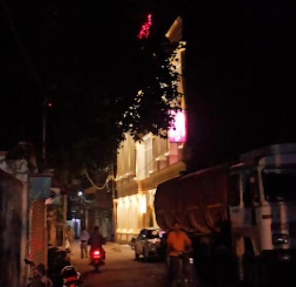 ホテル The Shree Jee Palace , Mirzapur