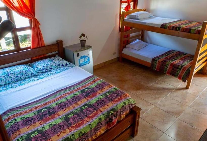 Отель Y Restaurante La Cachamera