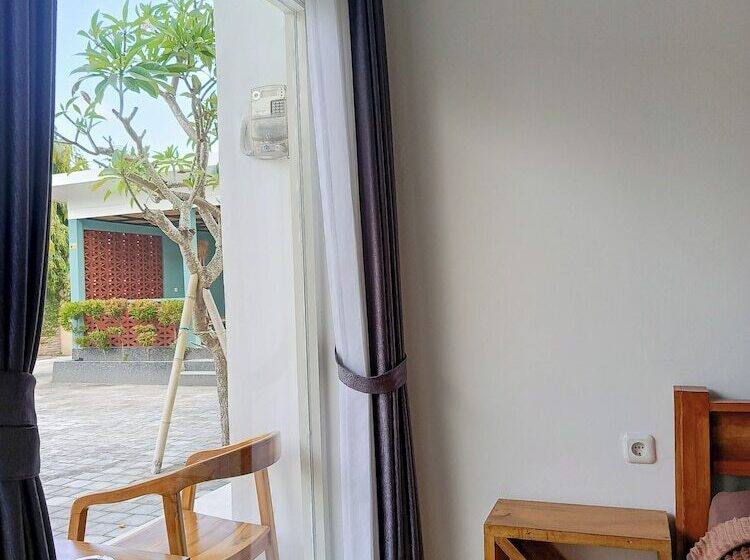هتل Zavana Rooms
