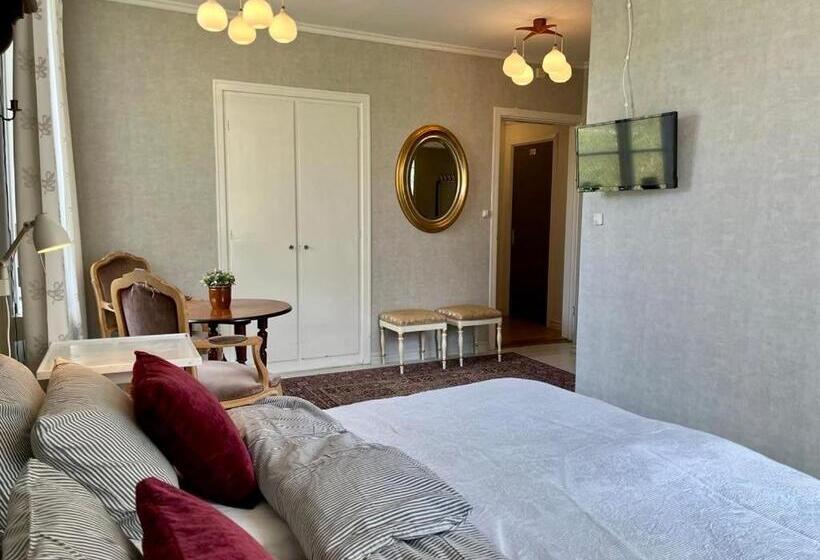 Lidhem Herrgård. Bed & Breakfast Och Mindre Lägenheter