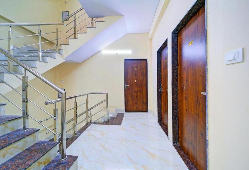 Oyo Hotel Arohi Palace