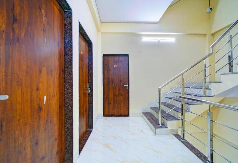 Oyo Hotel Arohi Palace