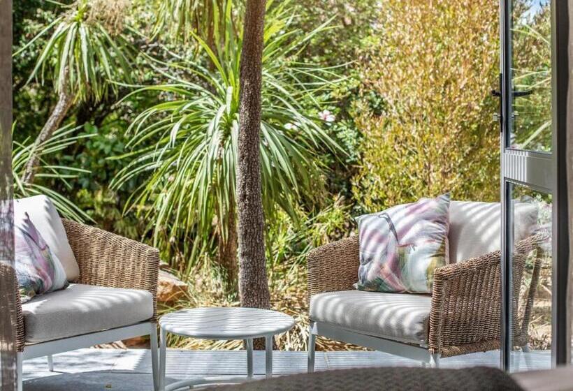 بنسيون Bluemari S Retreat