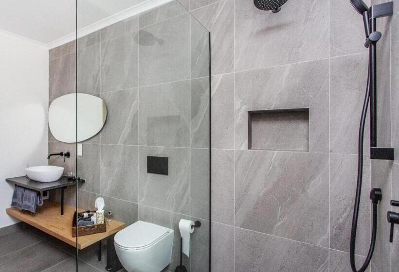 بنسيون Bluemari S Retreat