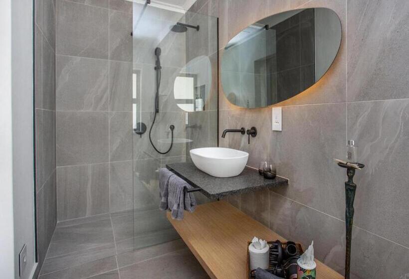 بنسيون Bluemari S Retreat