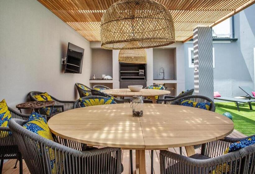 بنسيون Bluemari S Retreat