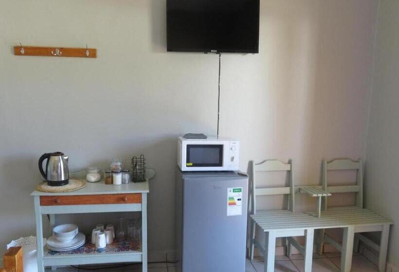 بنسيون Cobblestone Court