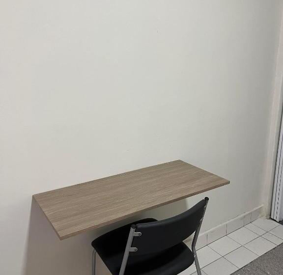 פנסיון Excelentes Quartos Com Banheiros Privativos