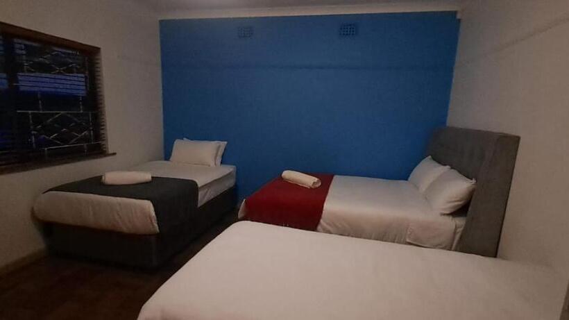 بنسيون Haresca Luxury Accommodation Bellville