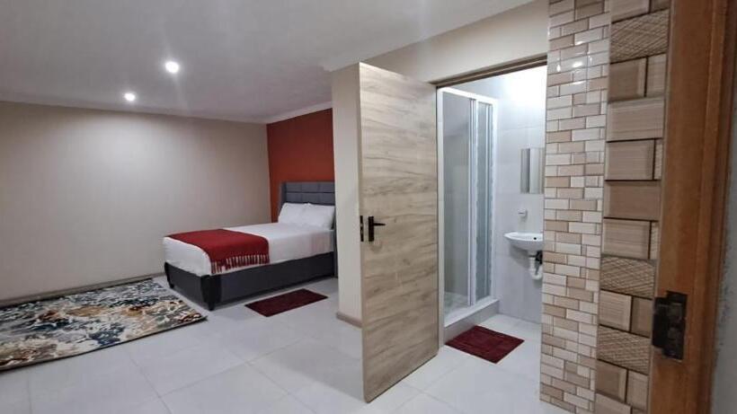 بنسيون Haresca Luxury Accommodation Bellville