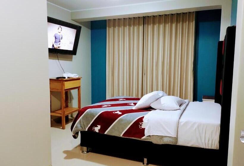 پانسیون Hostal Toscano Suites