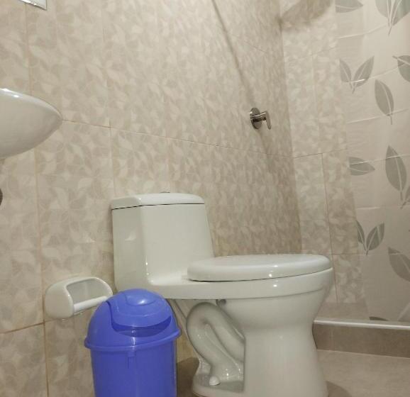 پانسیون Hostal Toscano Suites