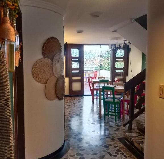 펜션 La Iguana Café Y Más