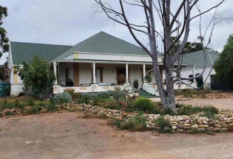 بنسيون Magoos On 62