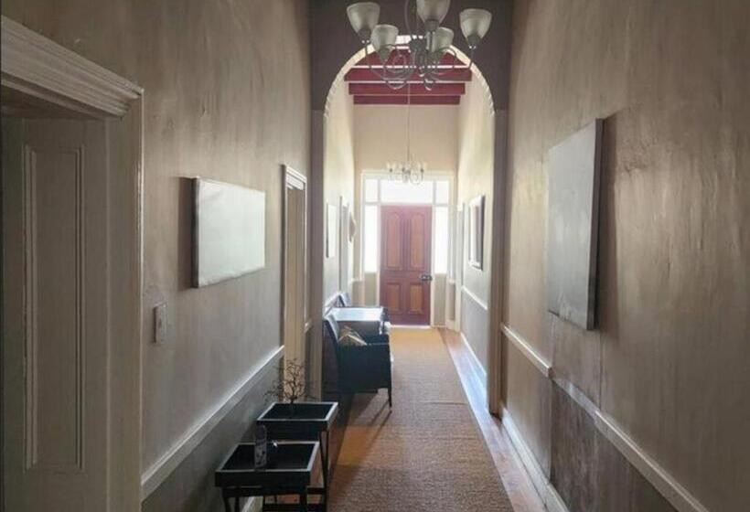 بنسيون Magoos On 62