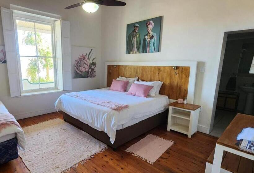 بنسيون Magoos On 62