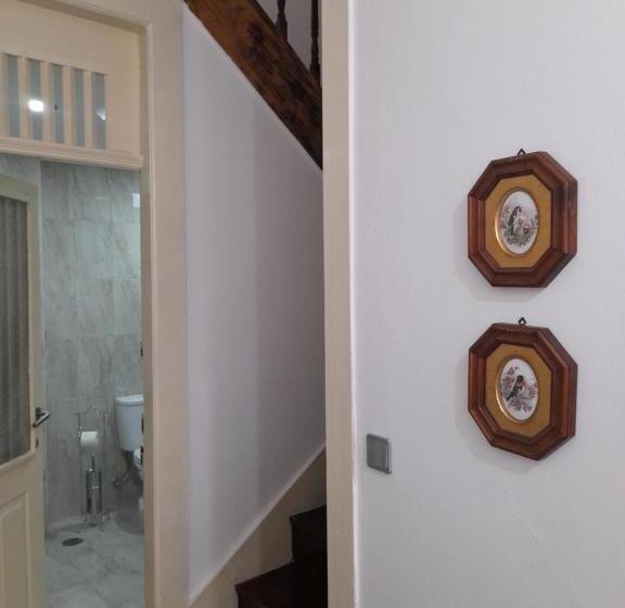 بنسيون Ninho Do Corvo