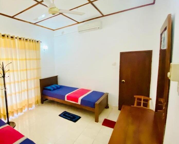 Пансион Punchi Walawwa Holiday Bungalow