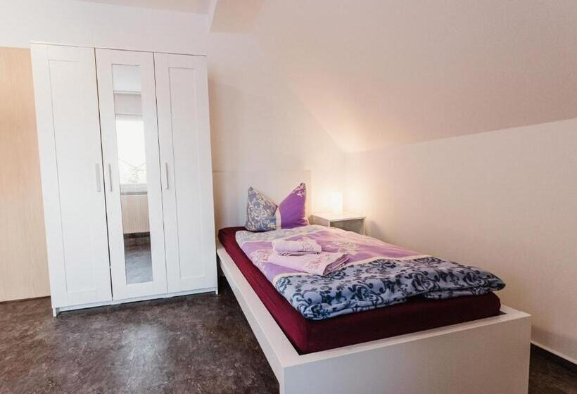 Rebentisch   Hotel Ferienwohnungen Restaurant