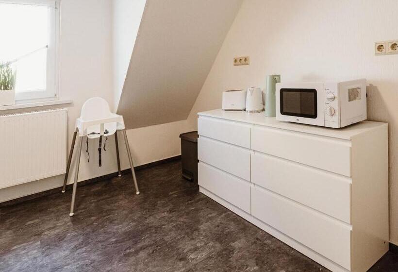 Rebentisch   Hotel Ferienwohnungen Restaurant