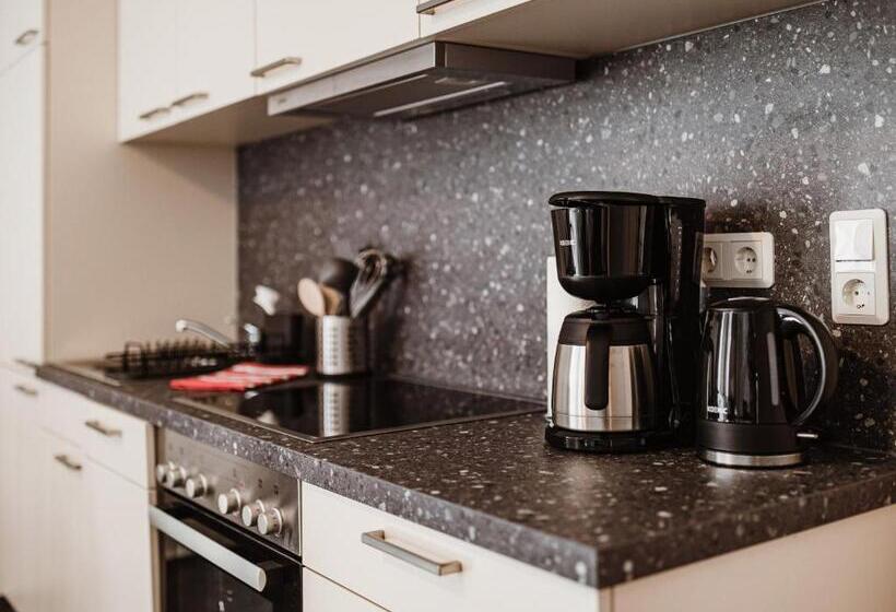 Rebentisch   Hotel Ferienwohnungen Restaurant