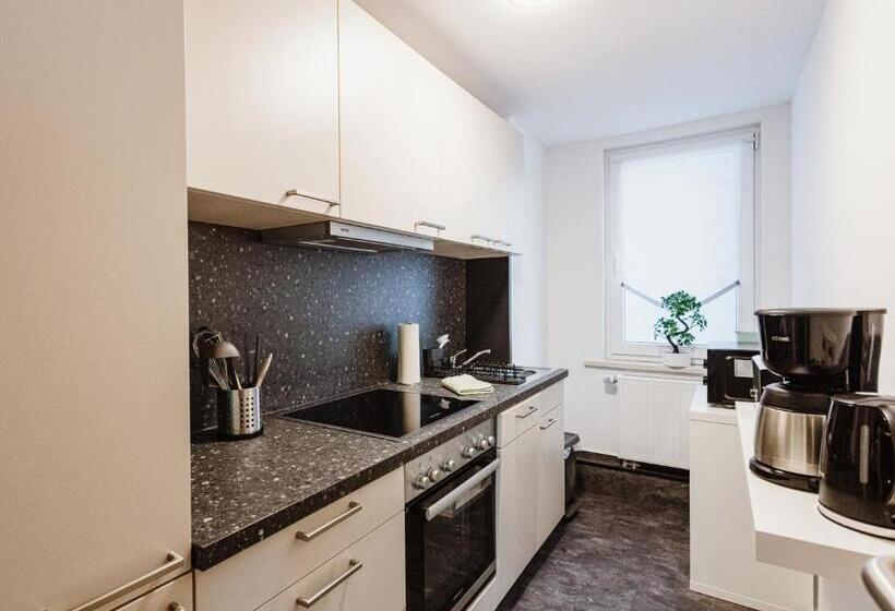 Rebentisch   Hotel Ferienwohnungen Restaurant