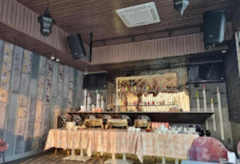 Red Orchid Hotel Kanpur